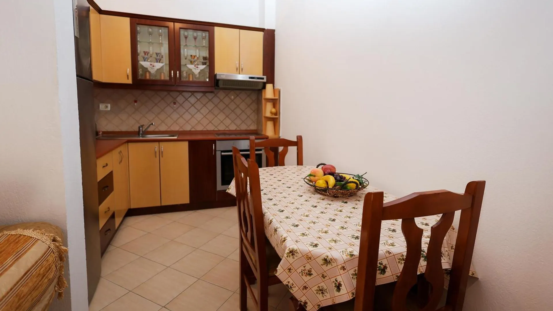 Anxhi'S Apartment Berat Albania
